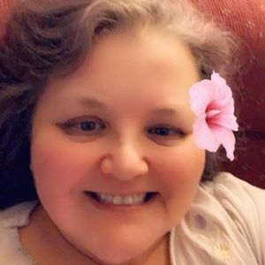 Meet your Posher, Dewanda